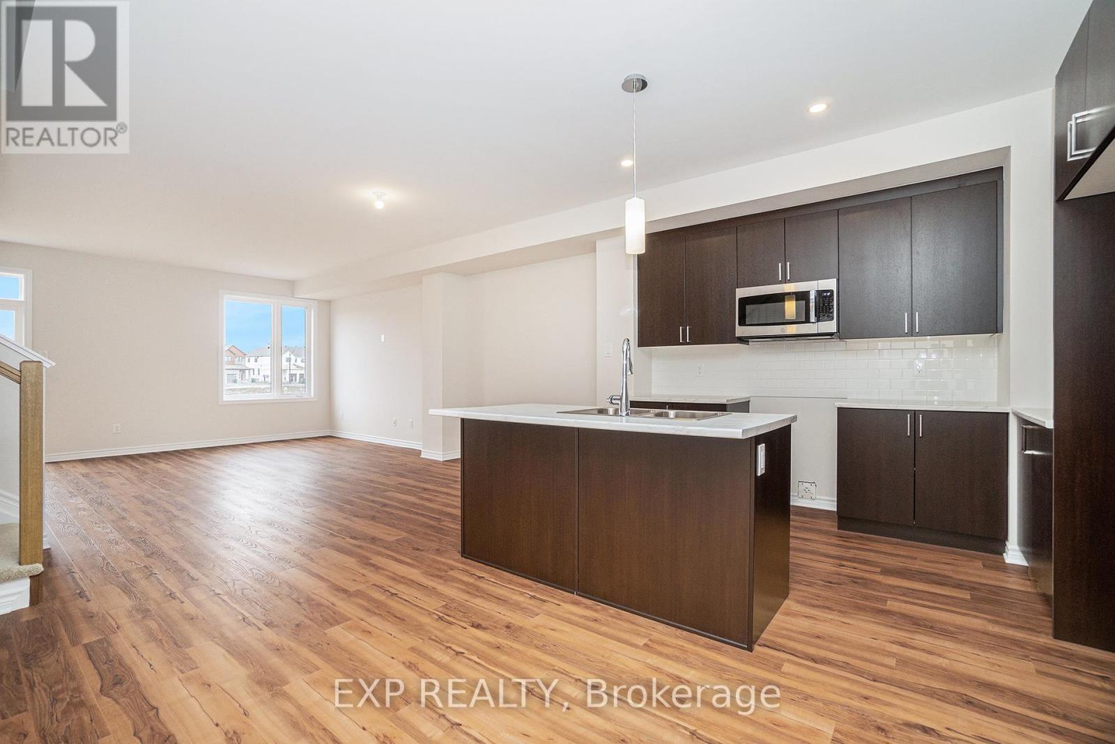 












80 RICHELIEU STREET

,
Russell,




Ontario
K0A1W0

