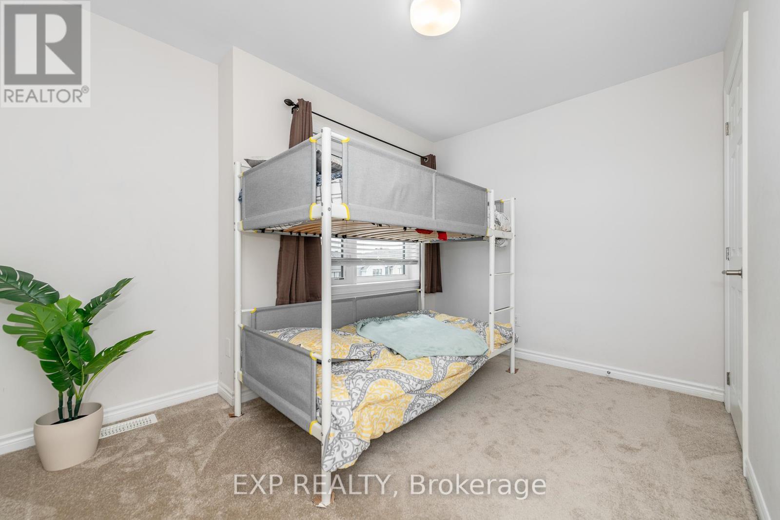 












723 ROUNCEY ROAD

,
Ottawa,




Ontario
K2V0S2

