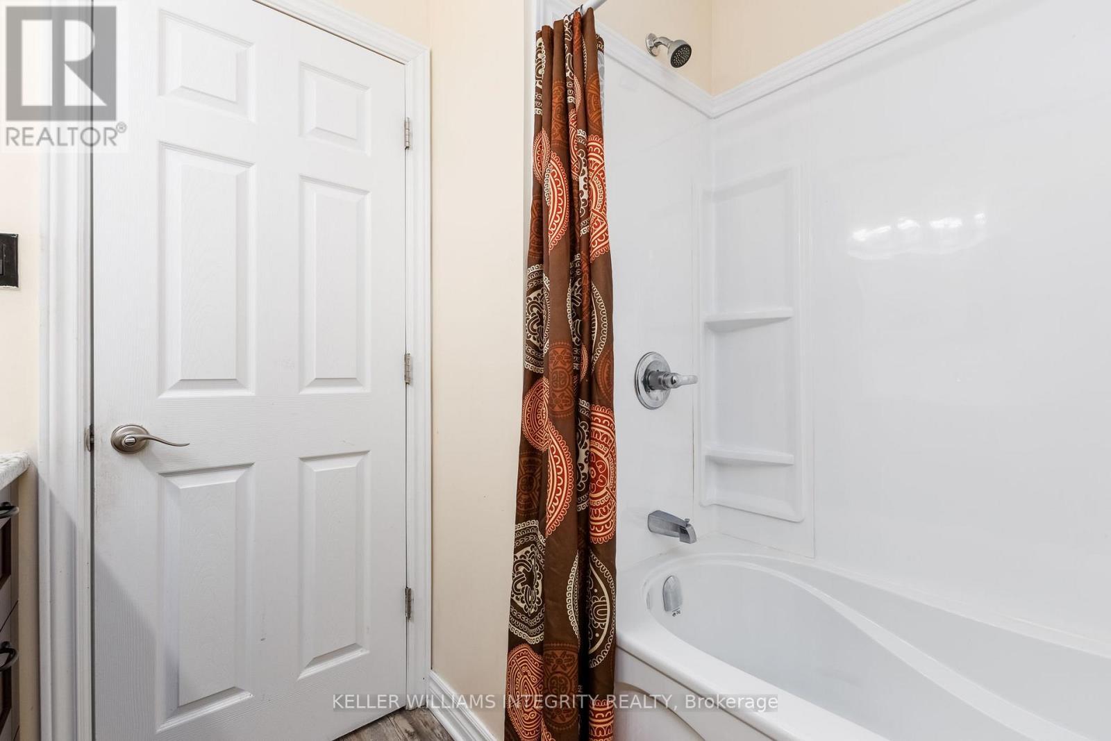 












282 JASPER CRESCENT

,
Clarence-Rockland,




Ontario
K4K0B9

