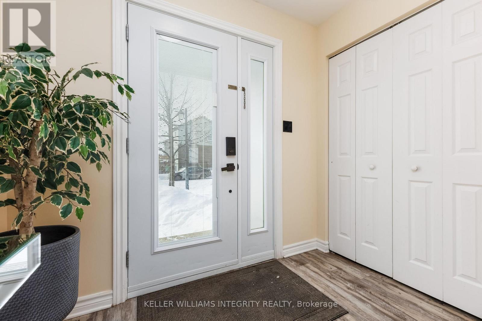 












282 JASPER CRESCENT

,
Clarence-Rockland,




Ontario
K4K0B9

