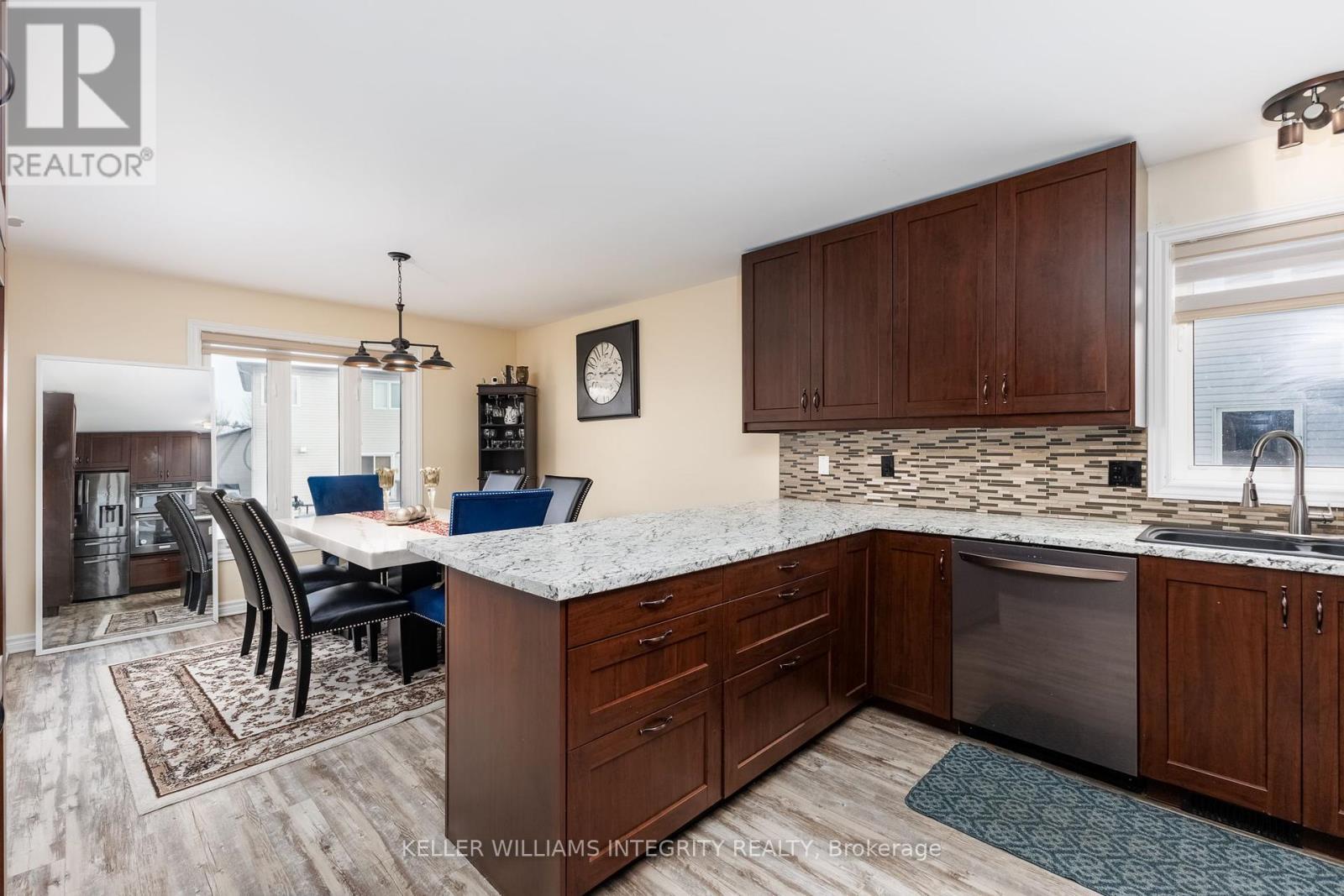 












282 JASPER CRESCENT

,
Clarence-Rockland,




Ontario
K4K0B9

