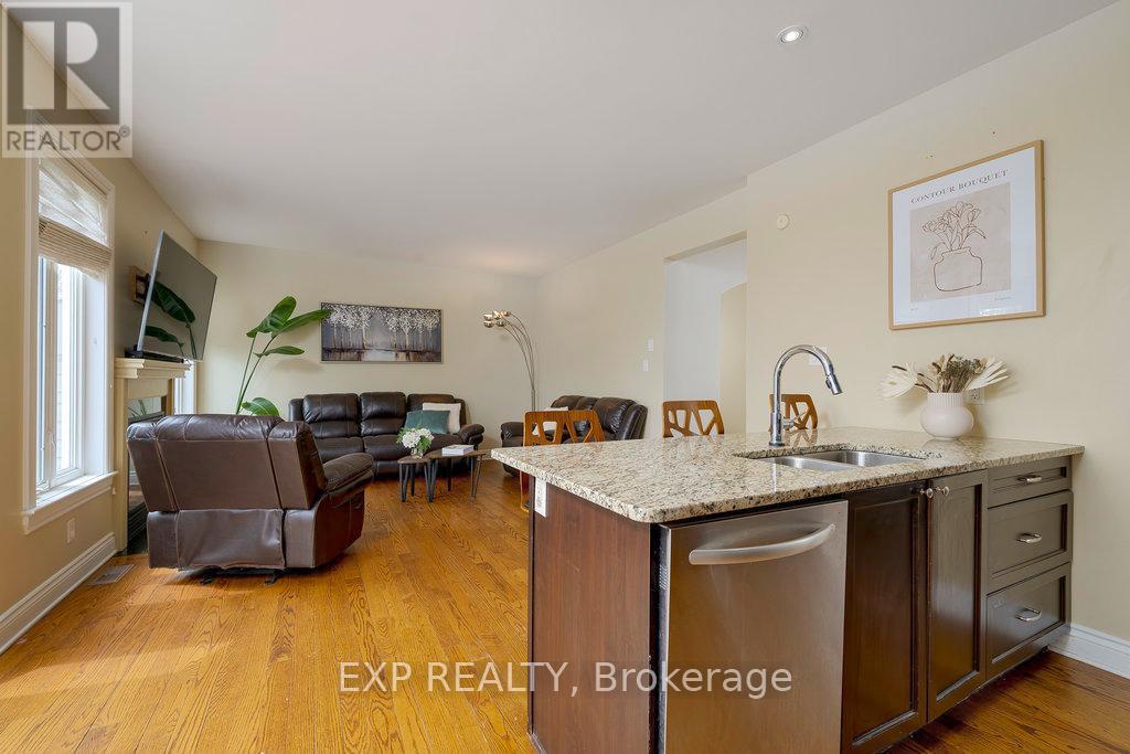 












6768 BREANNA CARDILL STREET

,
Ottawa,




Ontario
K4P0C3

