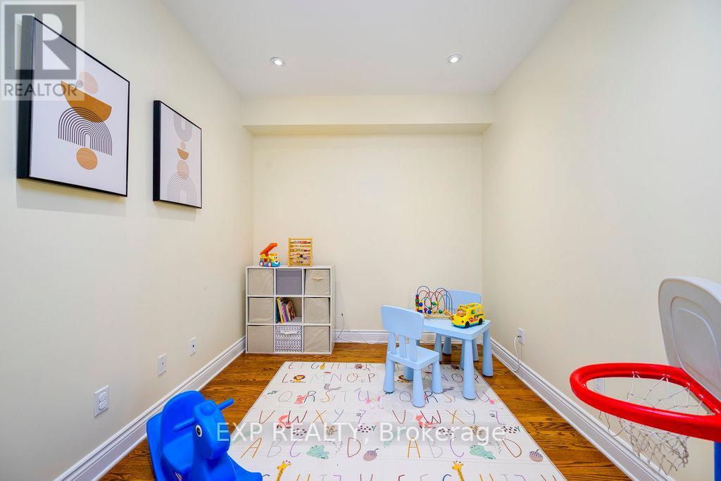 












6768 BREANNA CARDILL STREET

,
Ottawa,




Ontario
K4P0C3

