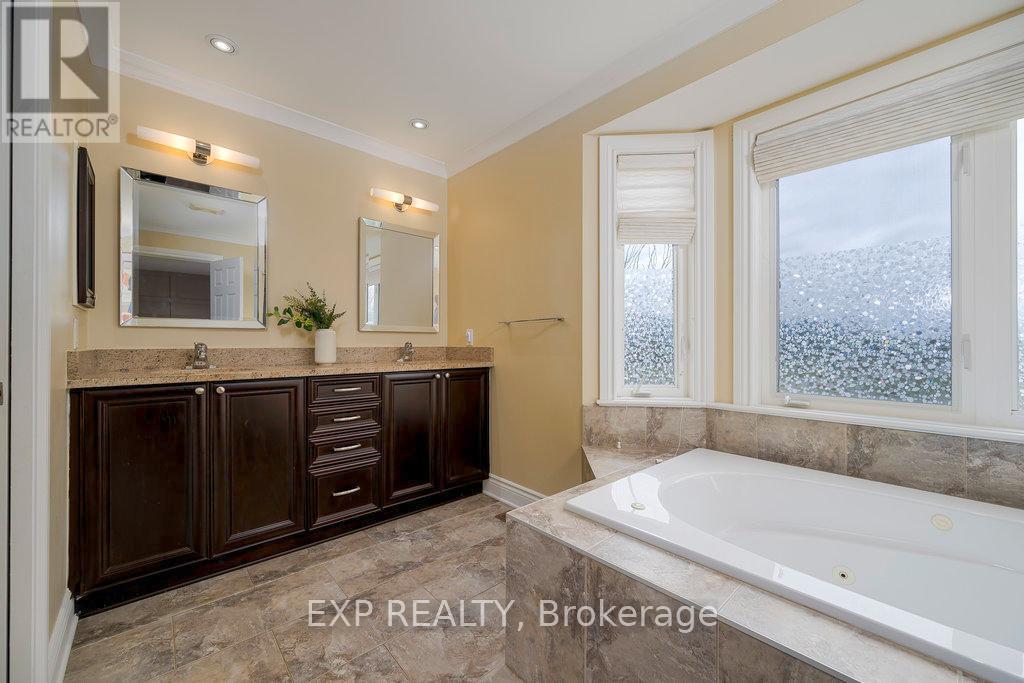 












6768 BREANNA CARDILL STREET

,
Ottawa,




Ontario
K4P0C3


