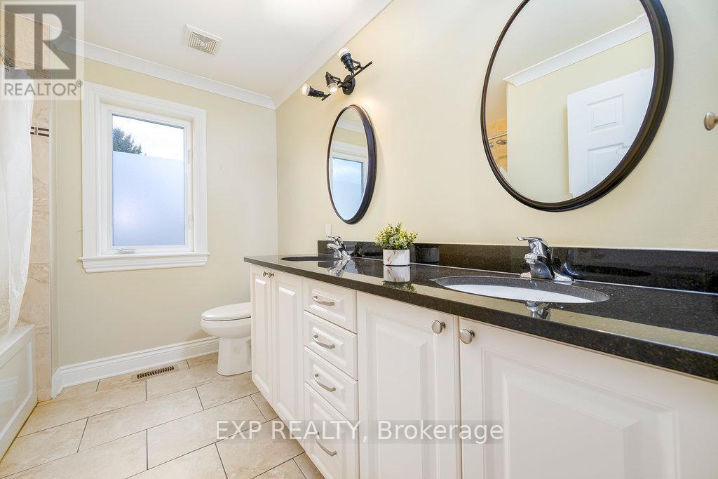 












6768 BREANNA CARDILL STREET

,
Ottawa,




Ontario
K4P0C3

