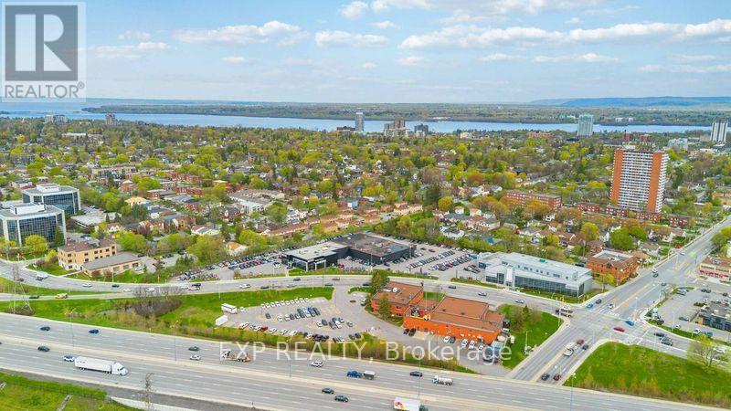 












1420-24 CARLING AVENUE

,
Ottawa,







Ontario
K1Z7L8

