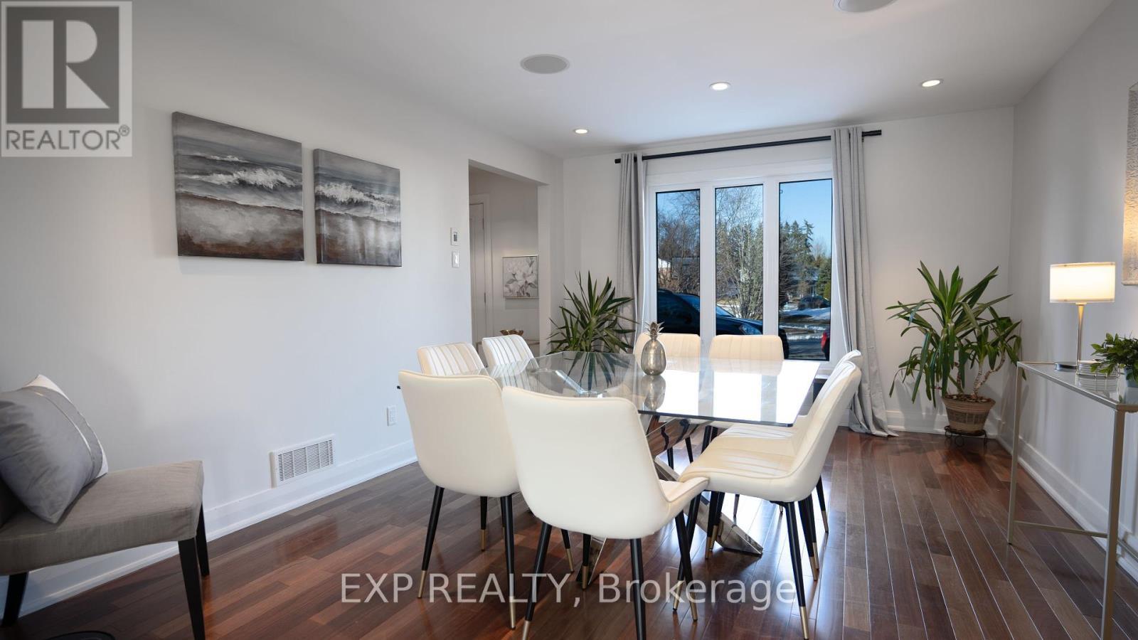 












17 CHESSWOOD COURT

,
Ottawa,




Ontario
K2E7E3

