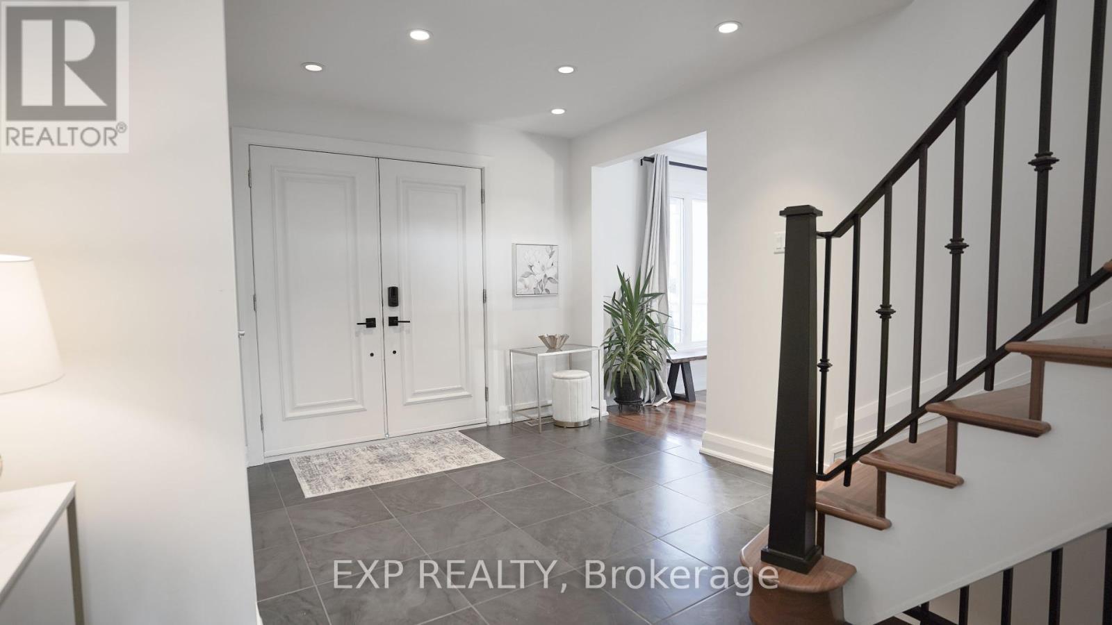 












17 CHESSWOOD COURT

,
Ottawa,




Ontario
K2E7E3

