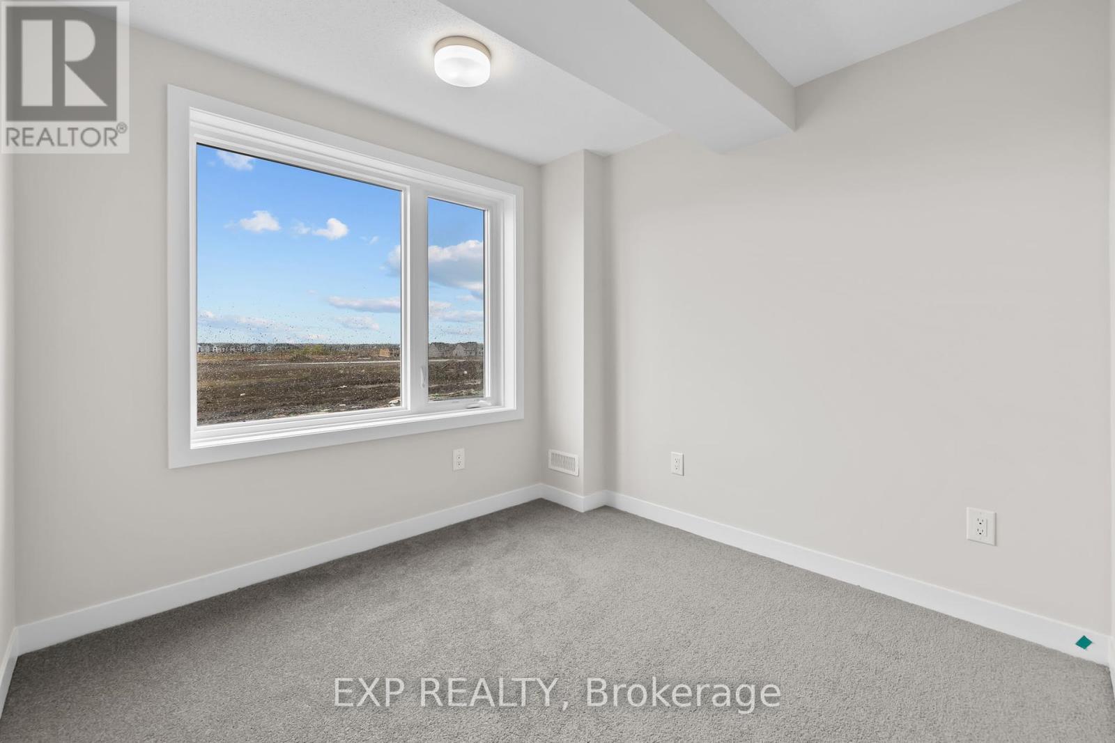 












817 ANDESITE TERRACE

,
Ottawa,




Ontario
K2J7H4

