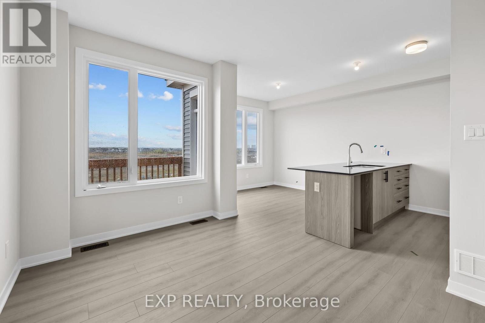 












817 ANDESITE TERRACE

,
Ottawa,




Ontario
K2J7H4

