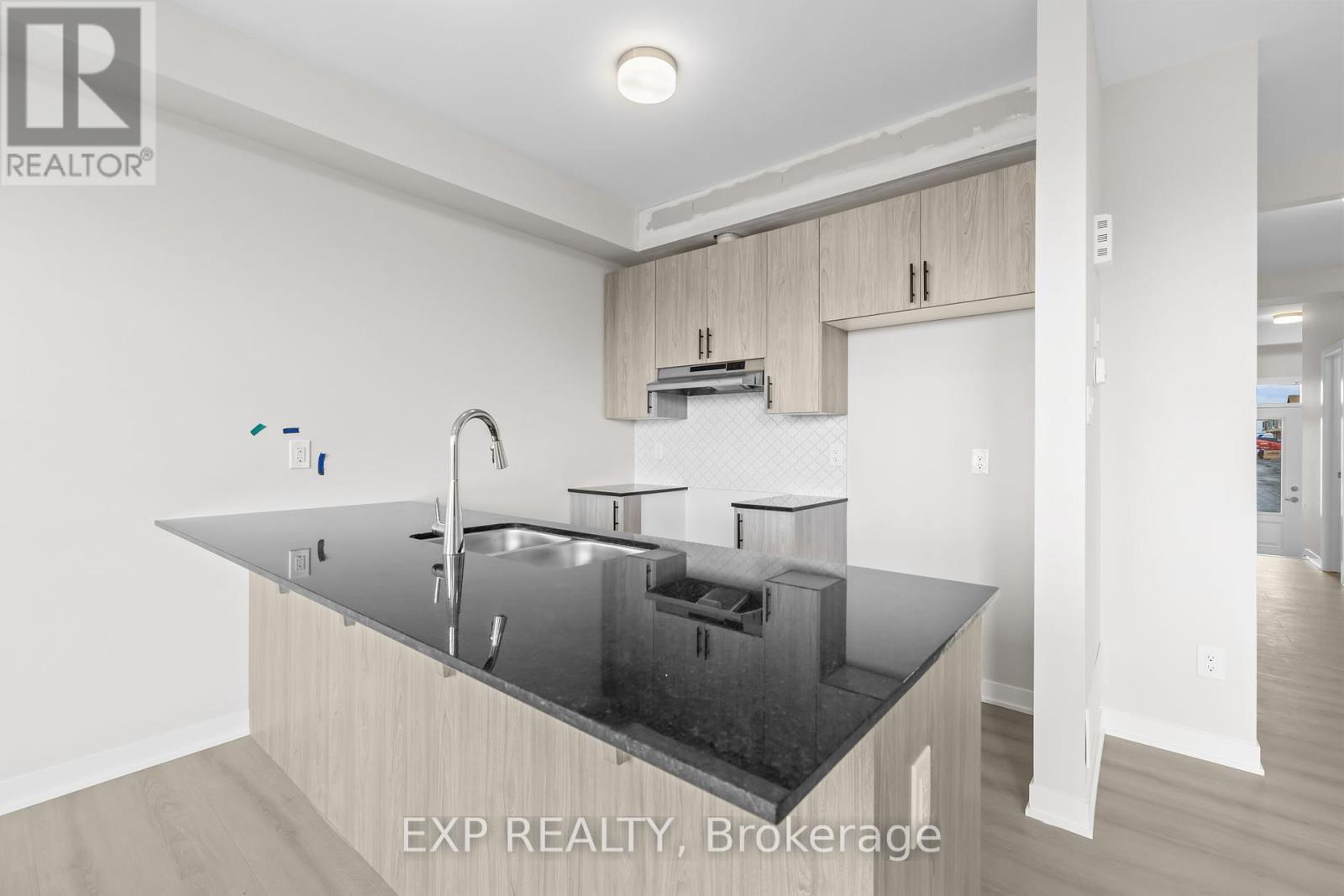 












817 ANDESITE TERRACE

,
Ottawa,




Ontario
K2J7H4


