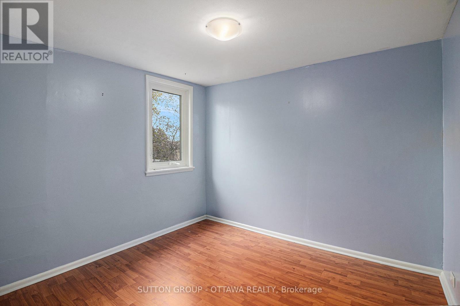 












1341 RAVEN AVENUE

,
Ottawa,




Ontario
K1Z7Y3

