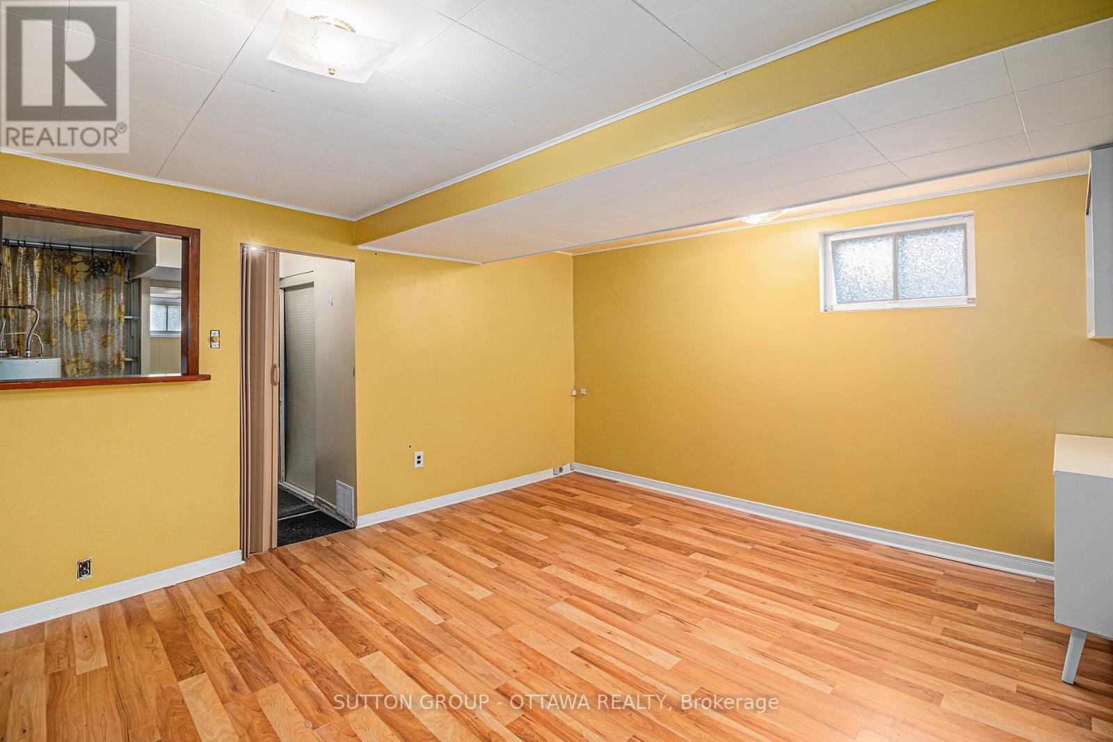 












1341 RAVEN AVENUE

,
Ottawa,




Ontario
K1Z7Y3

