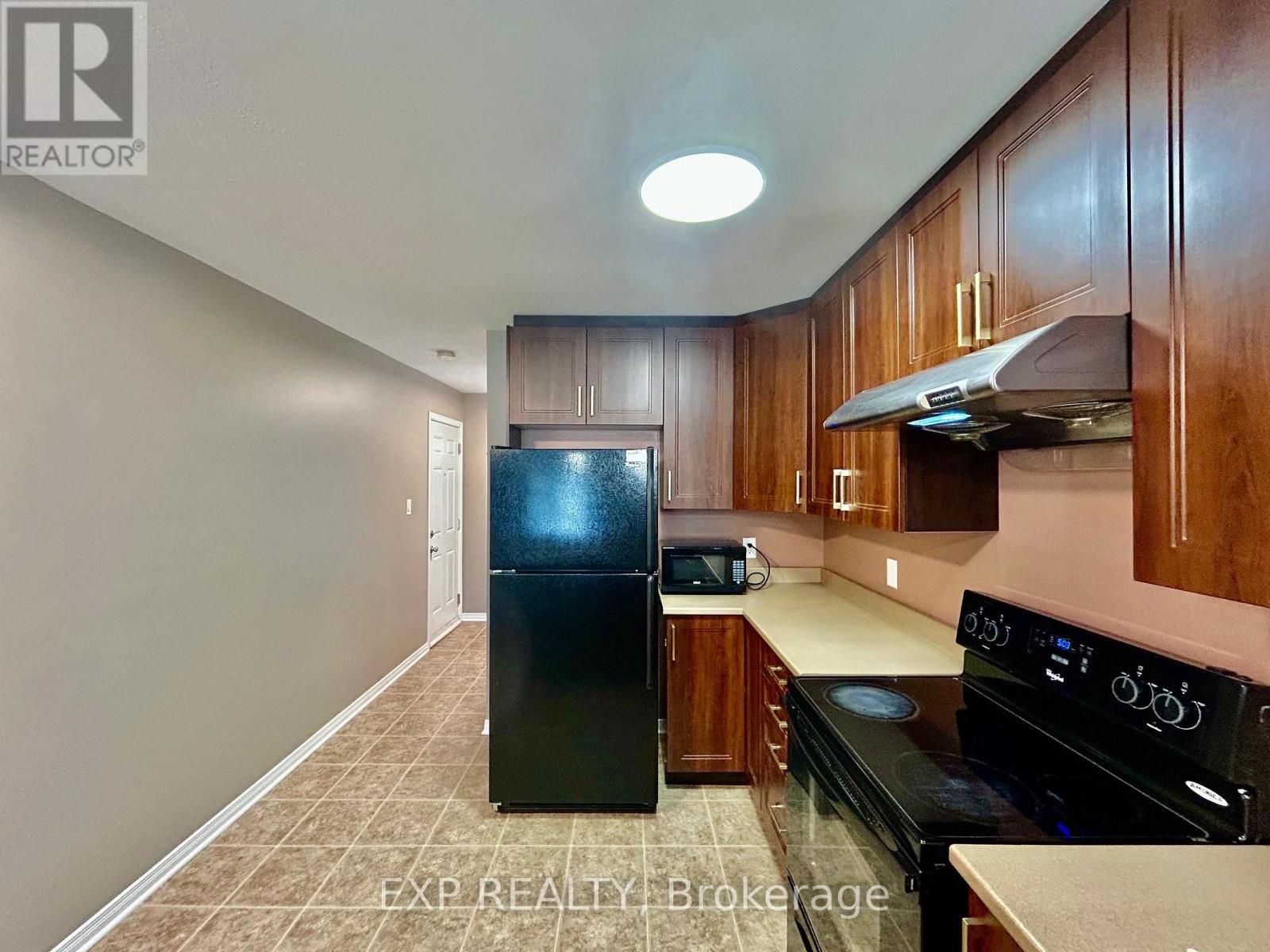 












208 SHANLY PRIVATE

,
Ottawa,




Ontario
K2J5X6

