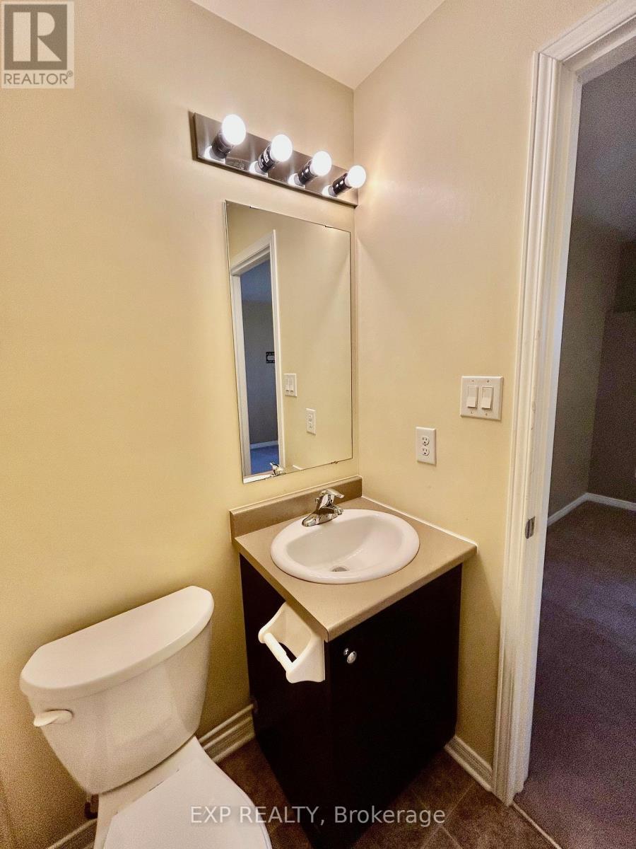 












208 SHANLY PRIVATE

,
Ottawa,




Ontario
K2J5X6

