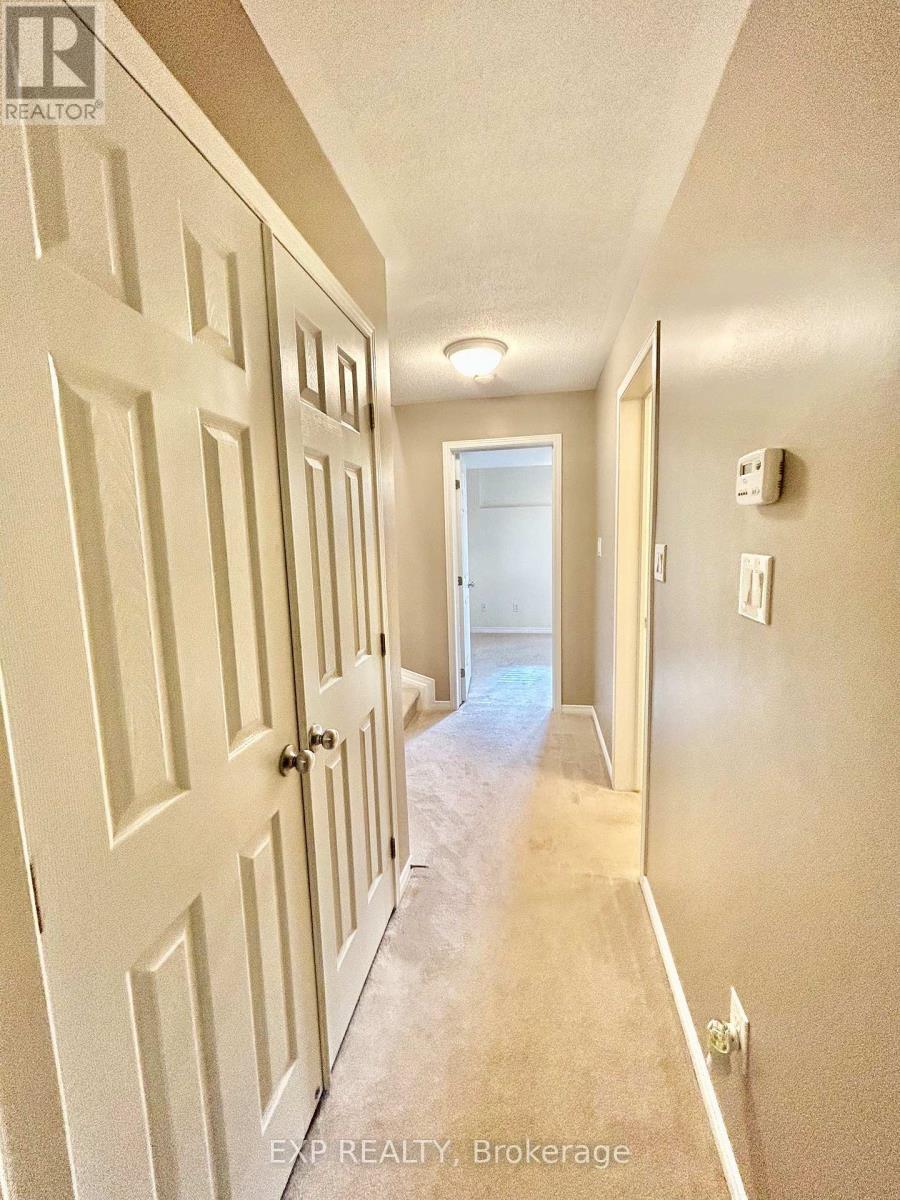 












208 SHANLY PRIVATE

,
Ottawa,




Ontario
K2J5X6

