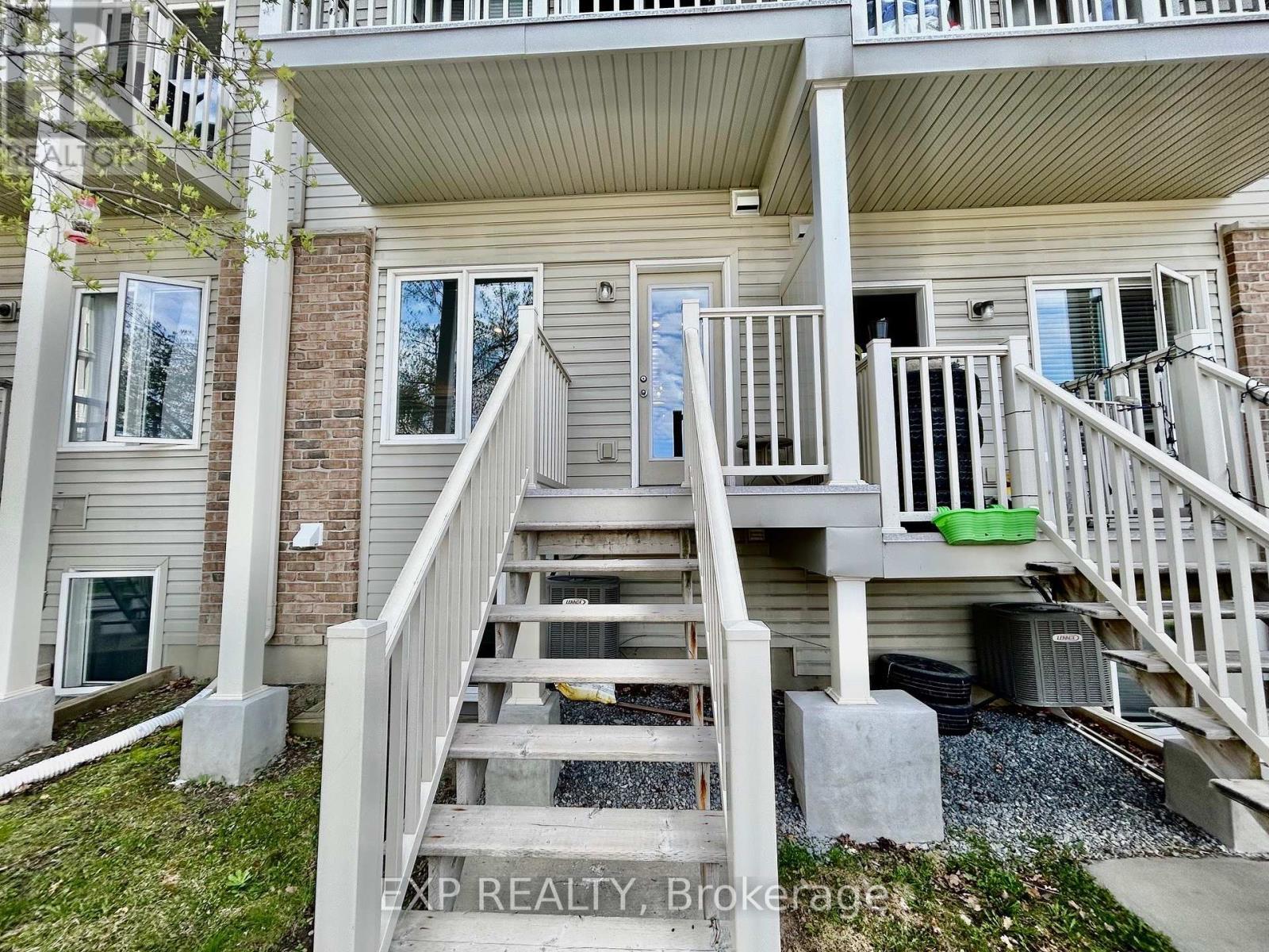 












208 SHANLY PRIVATE

,
Ottawa,




Ontario
K2J5X6

