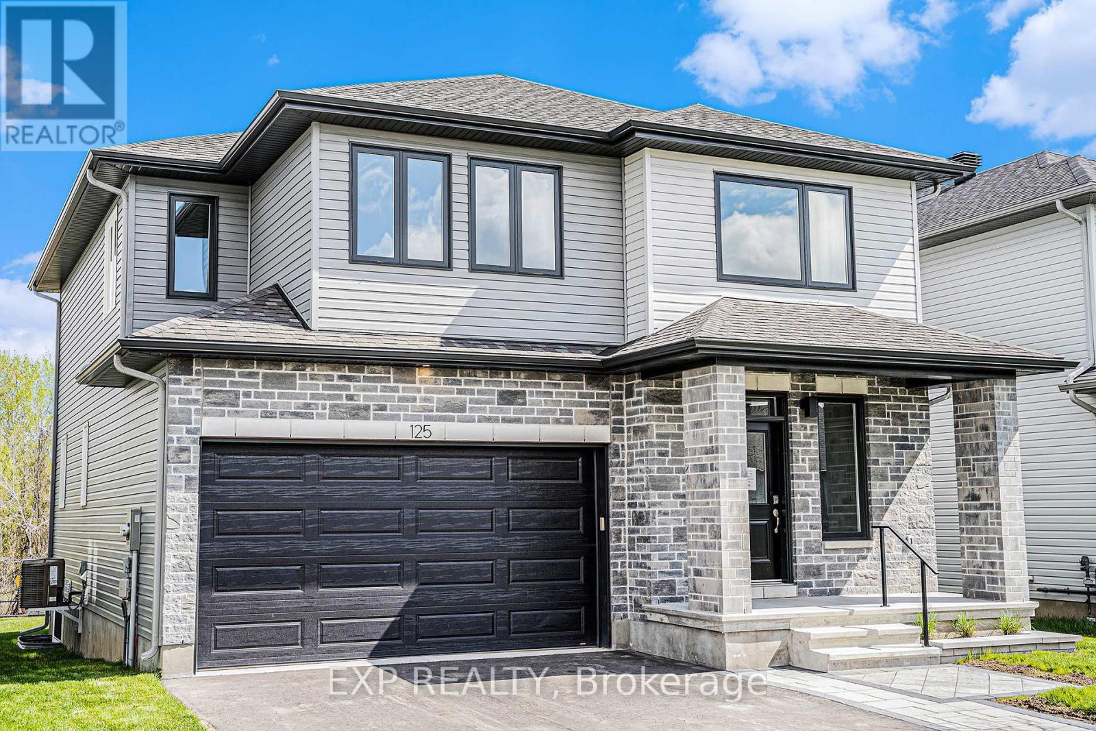 












125 SEABERT DRIVE

,
Arnprior,




Ontario
K7S0H9

