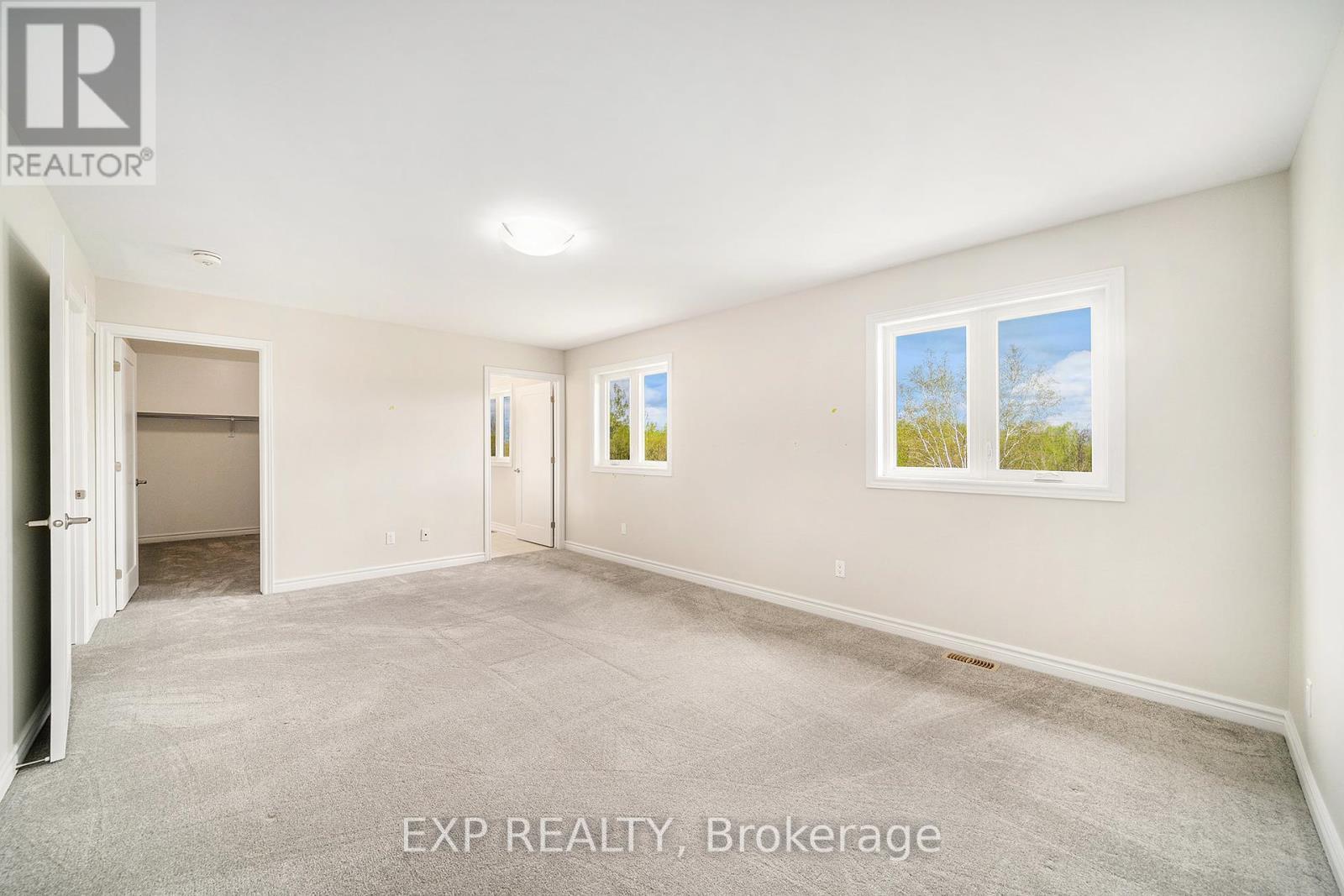 












125 SEABERT DRIVE

,
Arnprior,




Ontario
K7S0H9

