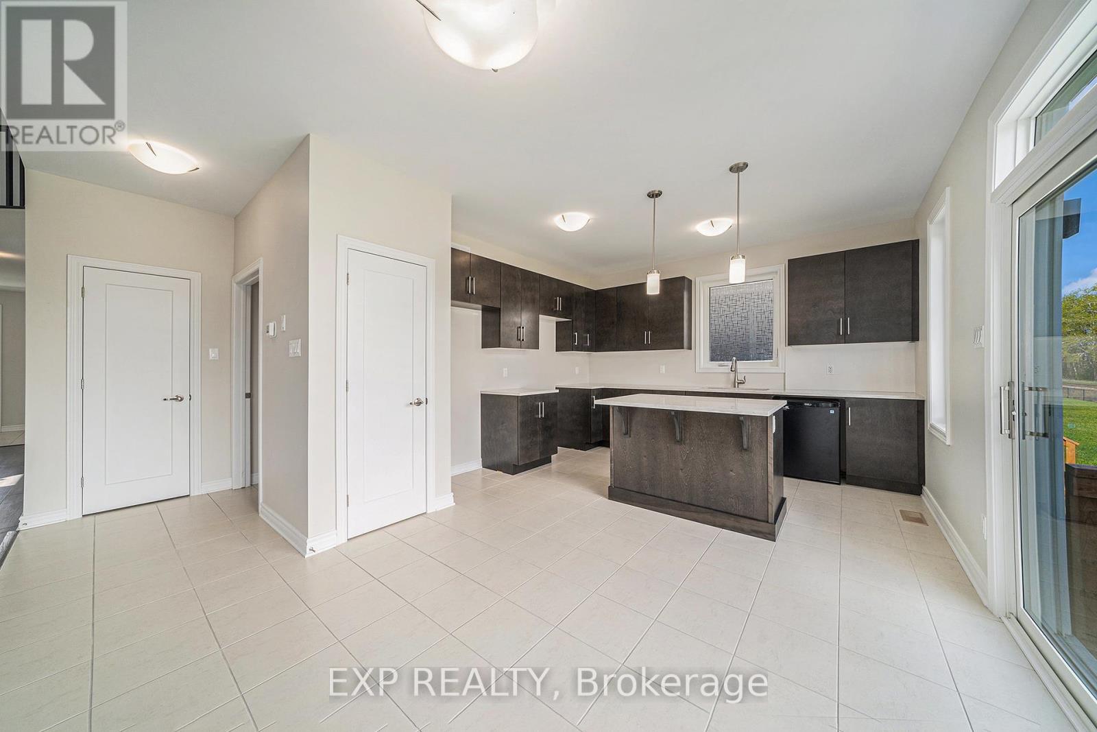 












125 SEABERT DRIVE

,
Arnprior,




Ontario
K7S0H9

