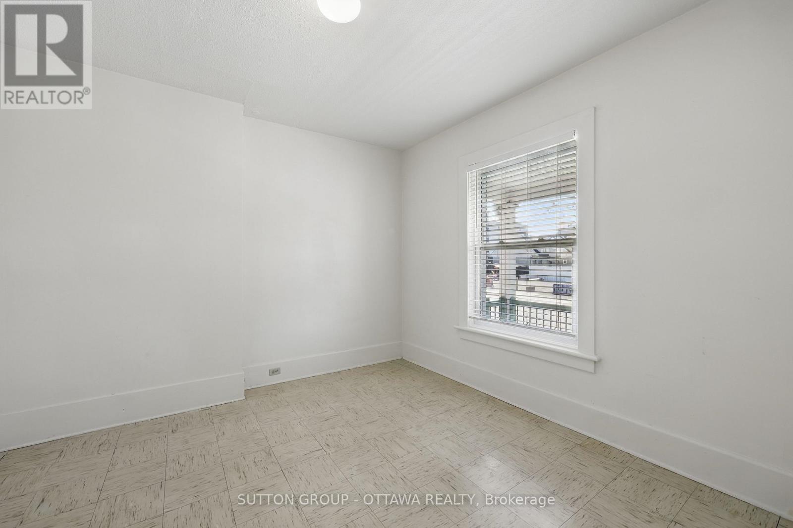 












265 PARKDALE AVENUE

,
Ottawa,




Ontario
K1Y1G1

