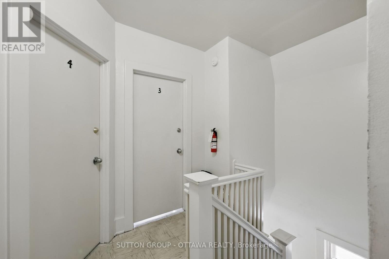 












265 PARKDALE AVENUE

,
Ottawa,




Ontario
K1Y1G1

