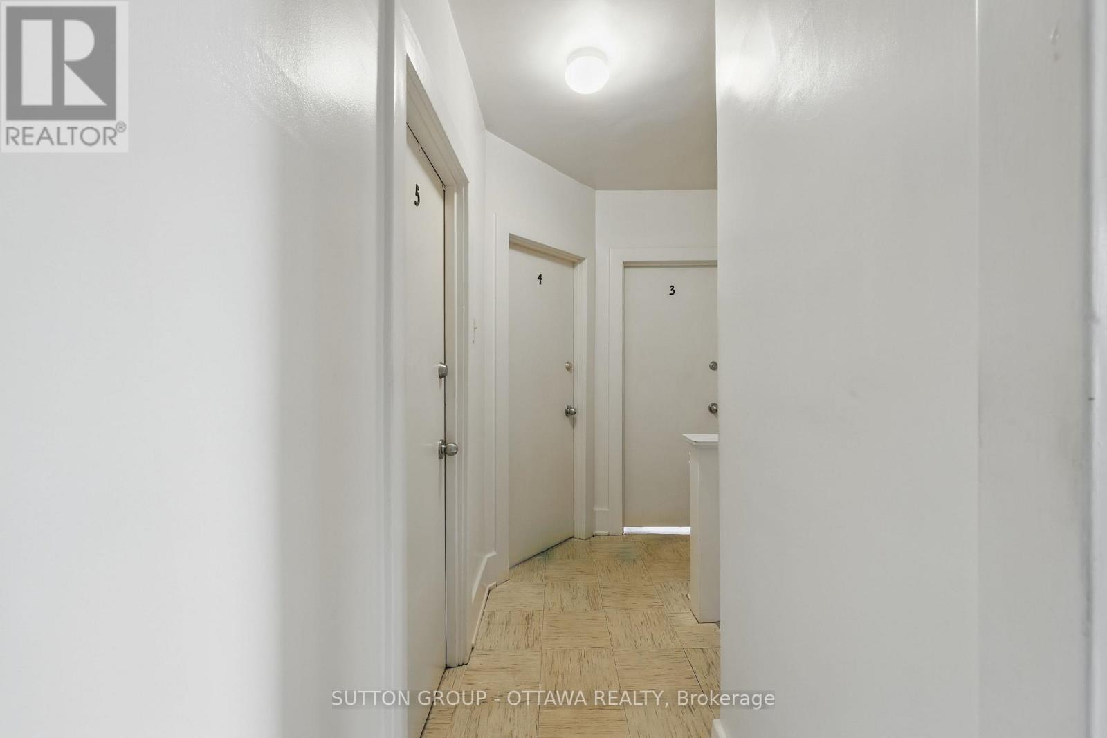 












265 PARKDALE AVENUE

,
Ottawa,




Ontario
K1Y1G1

