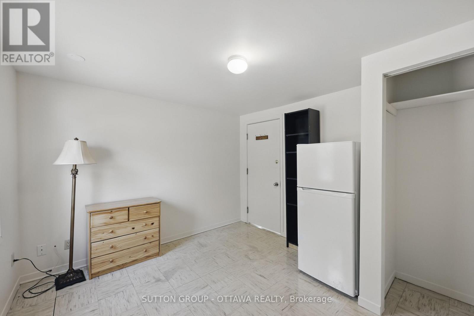 












265 PARKDALE AVENUE

,
Ottawa,




Ontario
K1Y1G1

