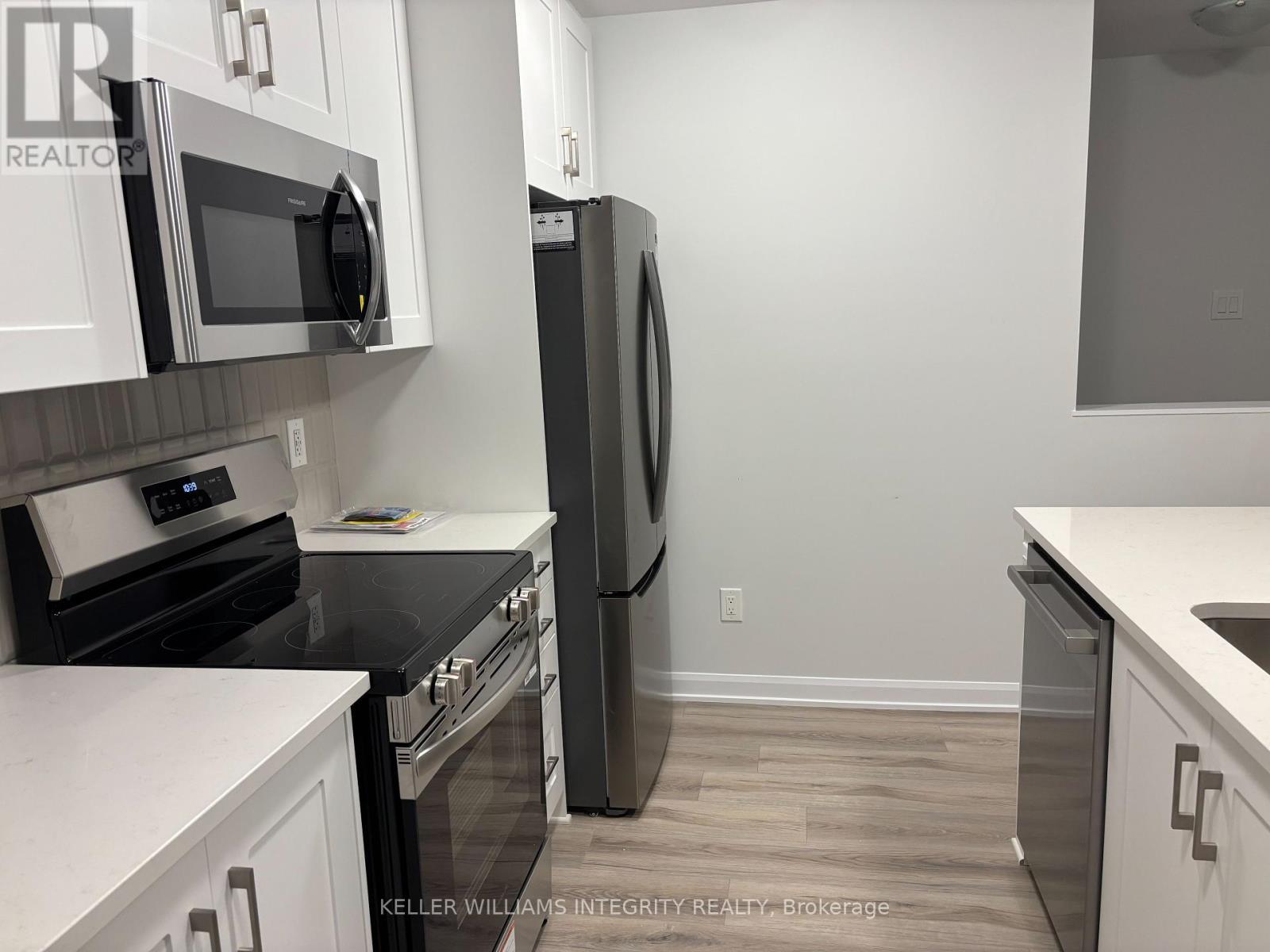 












1407 CREEKWAY PRIVATE

,
Ottawa,




Ontario
K2T0T1

