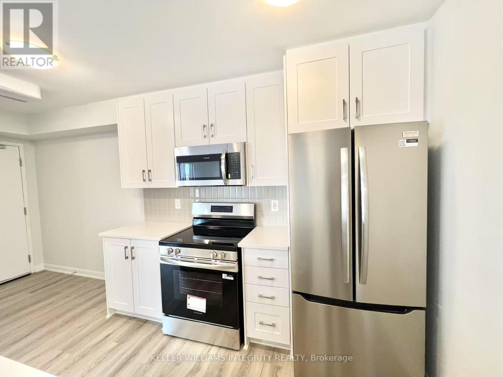 












1407 CREEKWAY PRIVATE

,
Ottawa,




Ontario
K2T0T1

