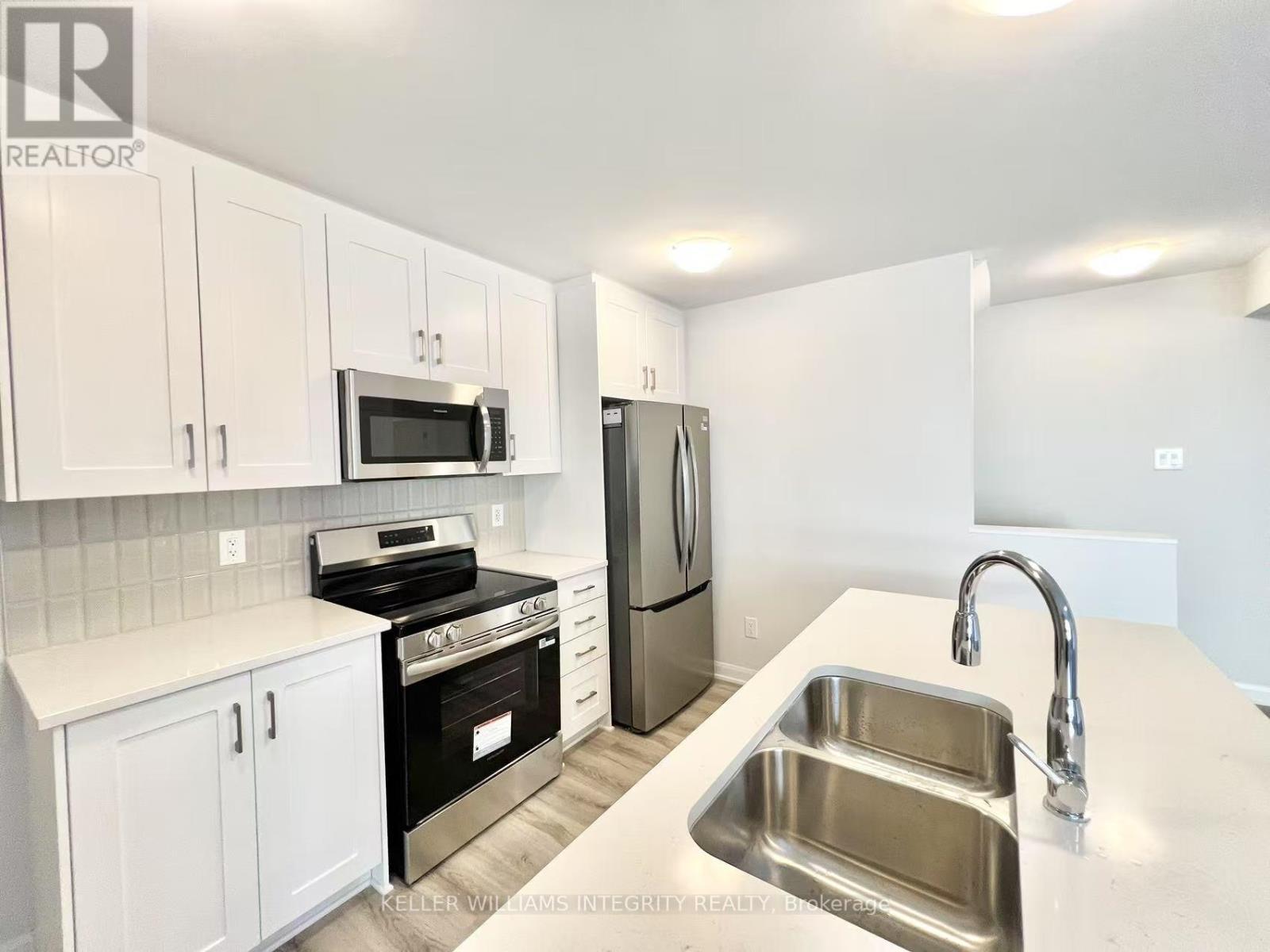 












1407 CREEKWAY PRIVATE

,
Ottawa,




Ontario
K2T0T1

