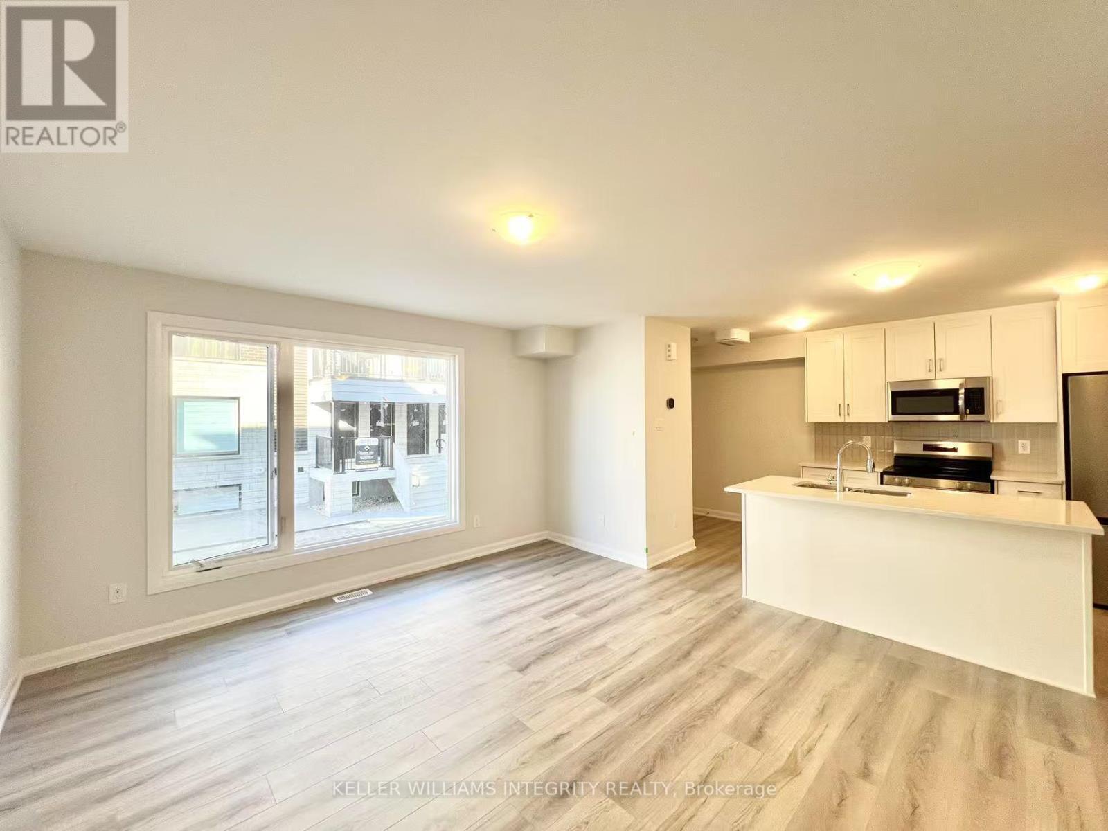 












1407 CREEKWAY PRIVATE

,
Ottawa,




Ontario
K2T0T1

