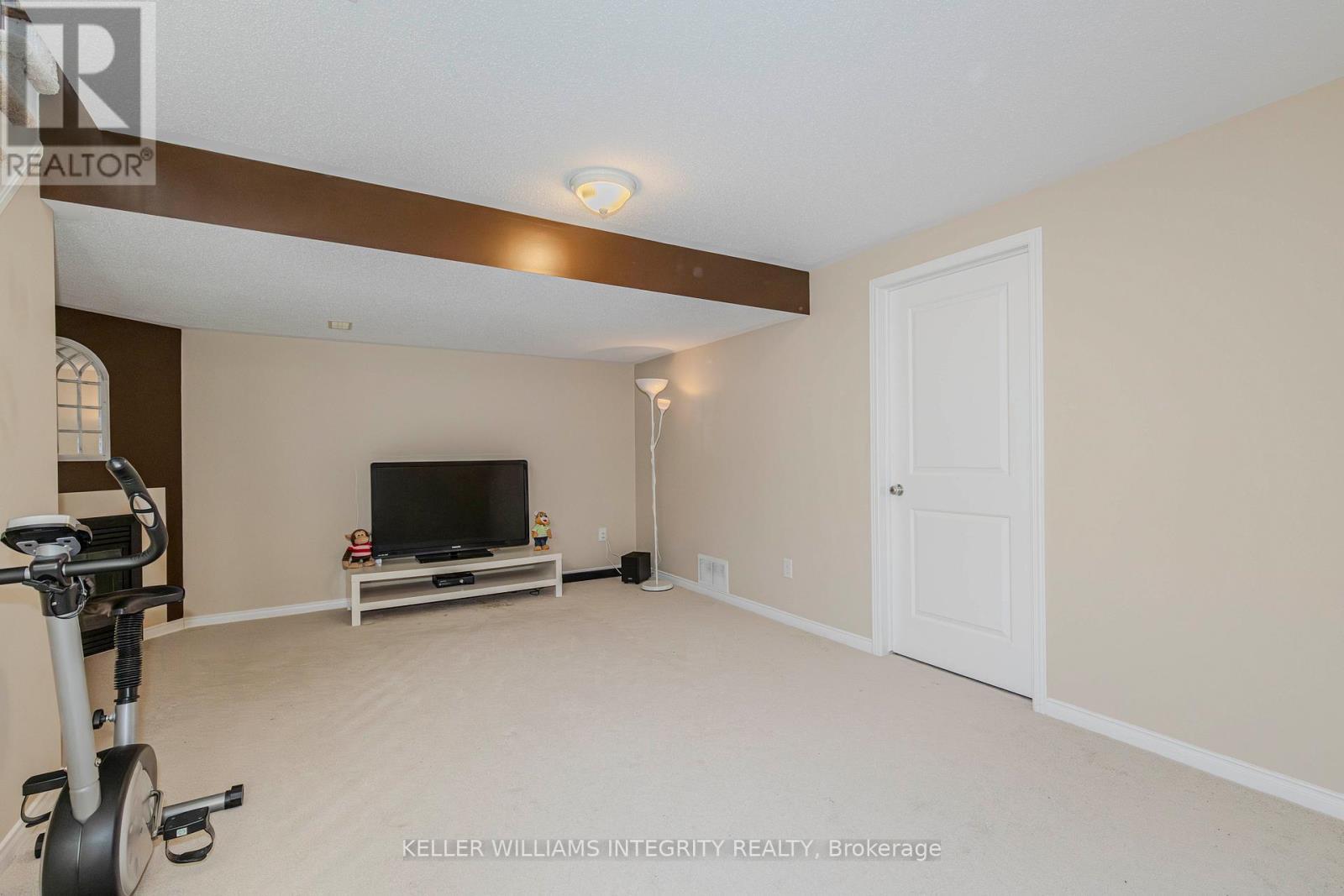 












905 CALDERMILL PRIVATE

,
Ottawa,




Ontario
K2J0Z8

