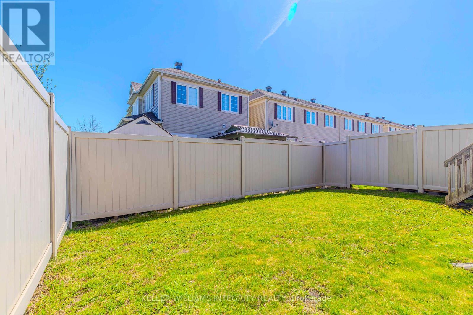 












905 CALDERMILL PRIVATE

,
Ottawa,




Ontario
K2J0Z8


