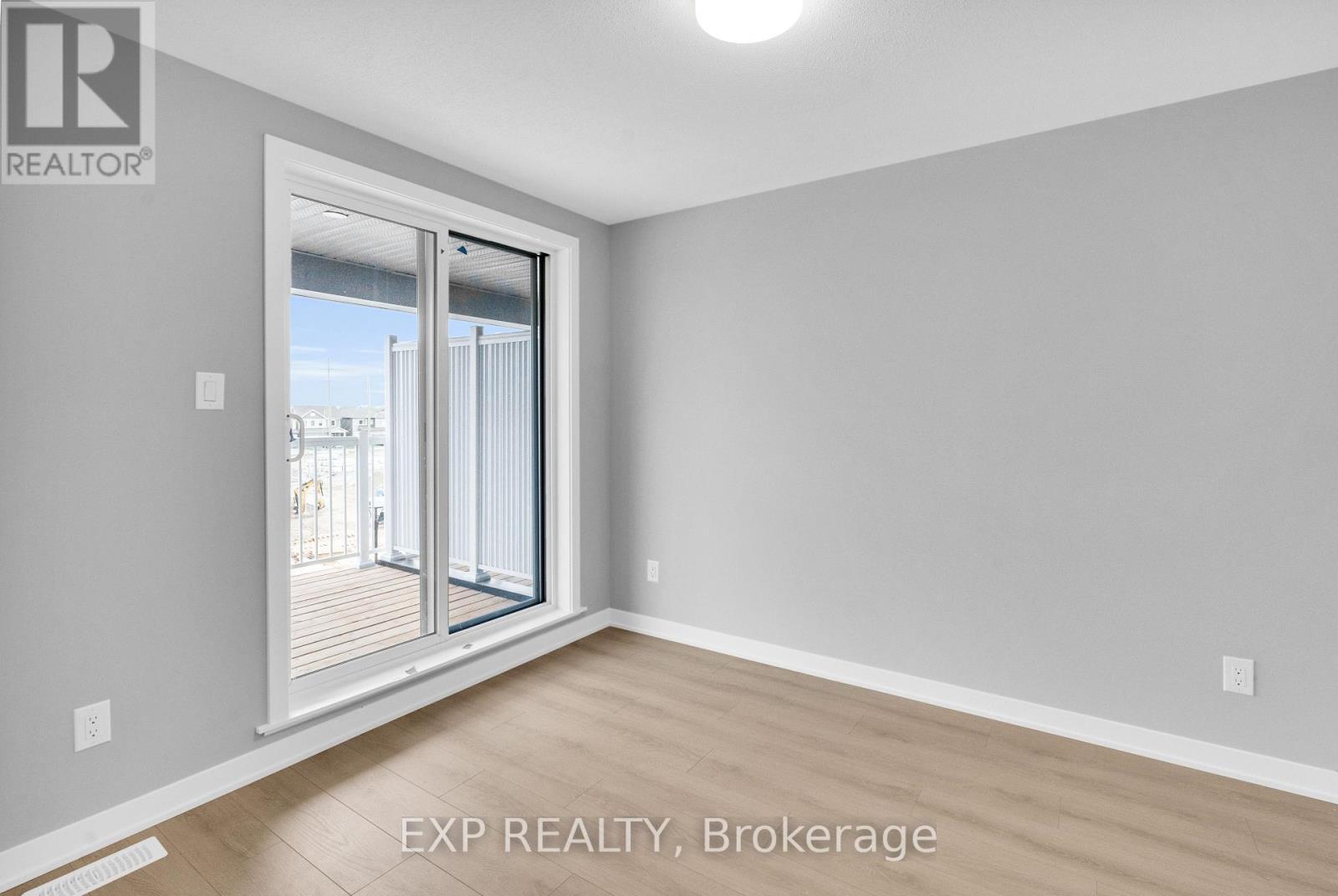 












912 LILLIAN FREIMAN PRIVATE S

,
Ottawa,




Ontario
K2J7K8

