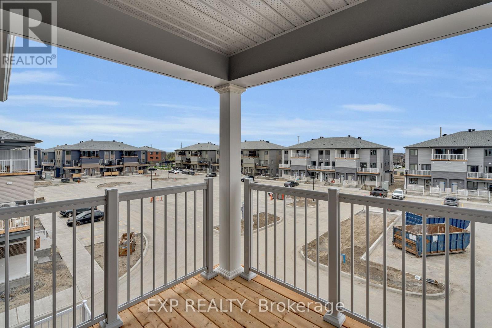












912 LILLIAN FREIMAN PRIVATE S

,
Ottawa,




Ontario
K2J7K8

