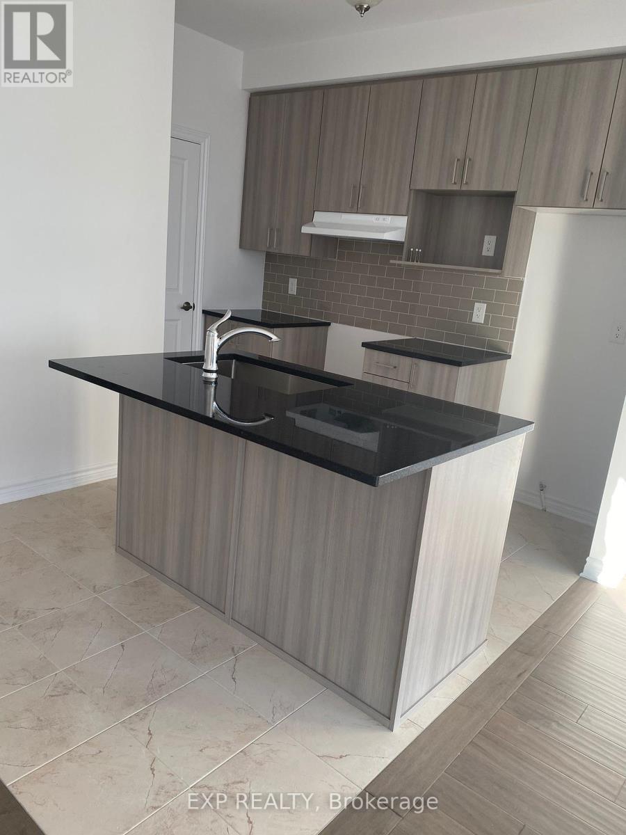 












84 RALLIDALE STREET

,
Ottawa,




Ontario
K1X0G7

