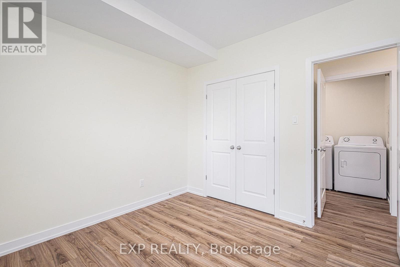 












102 - 897 LAURIER STREET

,
Clarence-Rockland,




Ontario
K4K1E3

