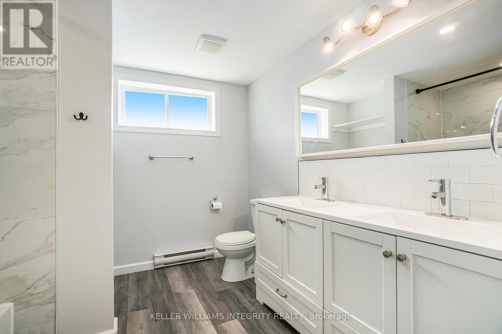 












22 DOLLARD STREET

,
Russell,




Ontario
K0A1W0

