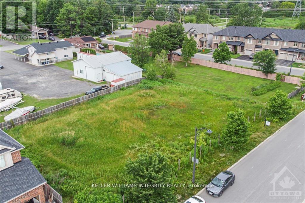 












877 CONTOUR STREET

,
Ottawa,







Ontario
K1W1G2

