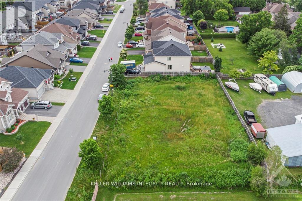 












877 CONTOUR STREET

,
Ottawa,







Ontario
K1W1G2

