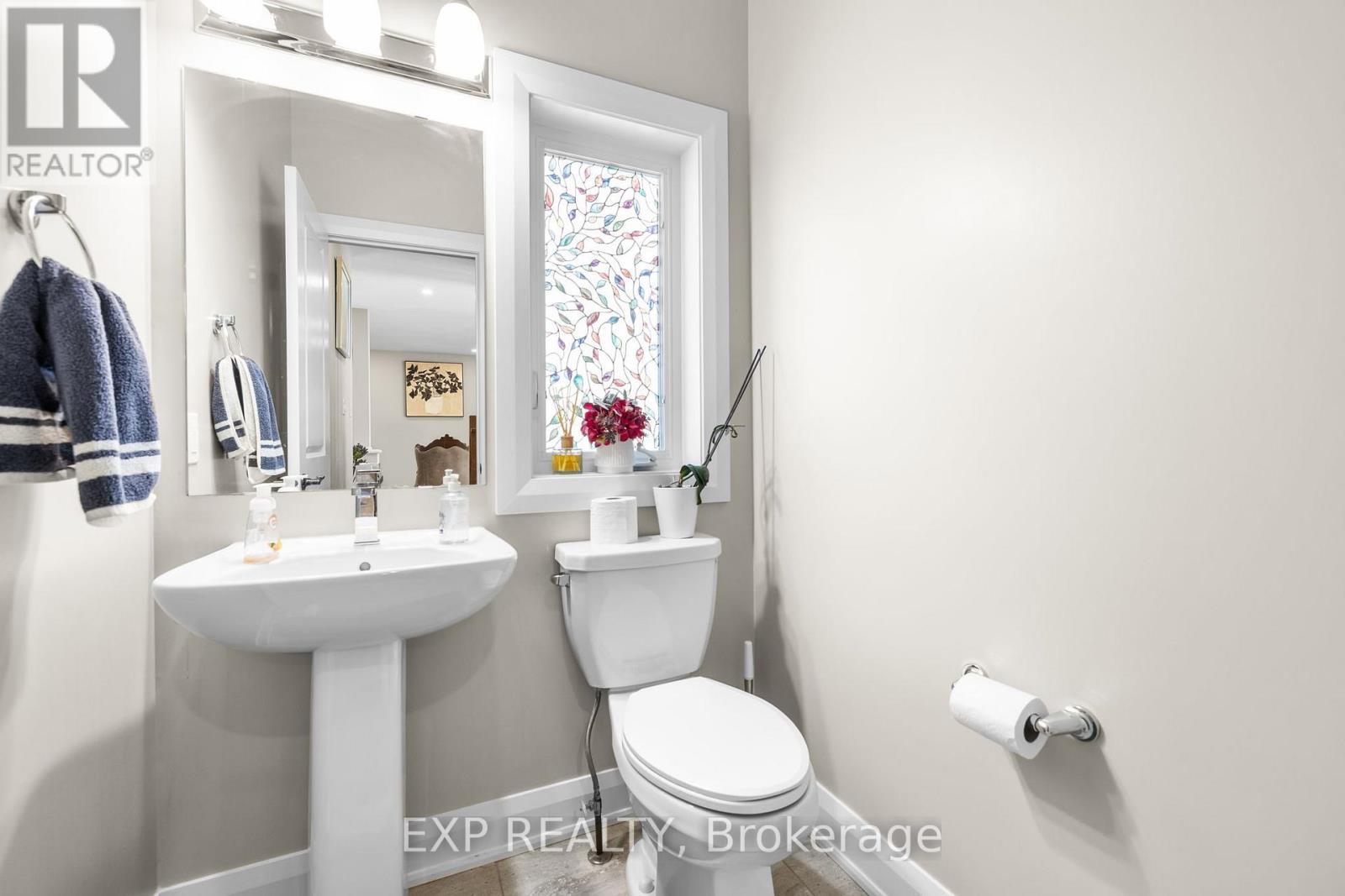 












320 SERENADE CRESCENT

,
Ottawa,




Ontario
K1X0B9

