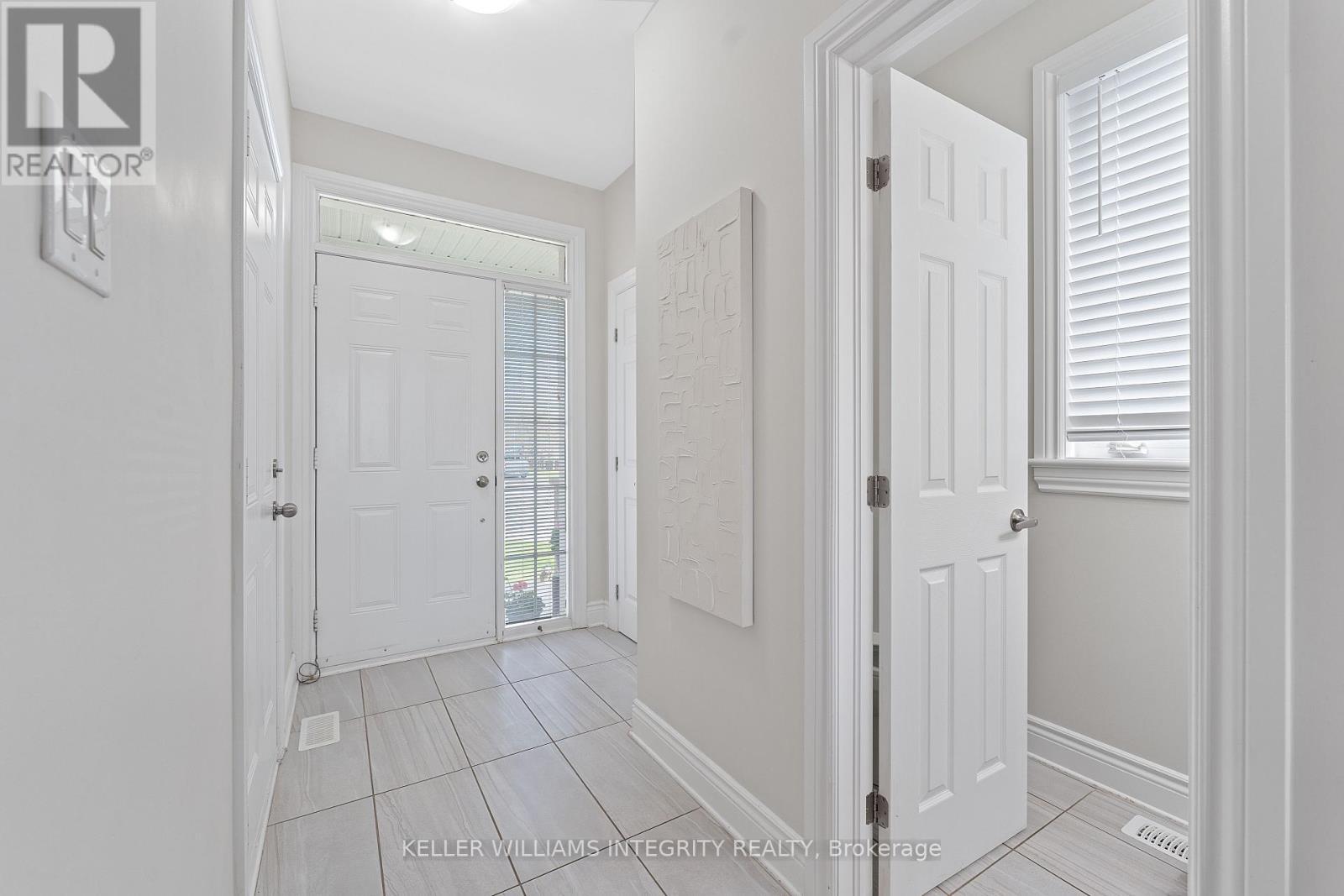 












296 BERT HALL STREET

,
Arnprior,




Ontario
K7S0H1


