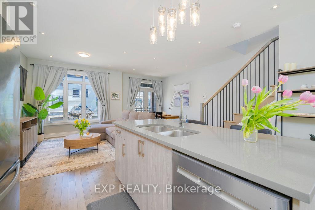 












705 REVERIE PRIVATE

,
Ottawa,




Ontario
K2S0T9

