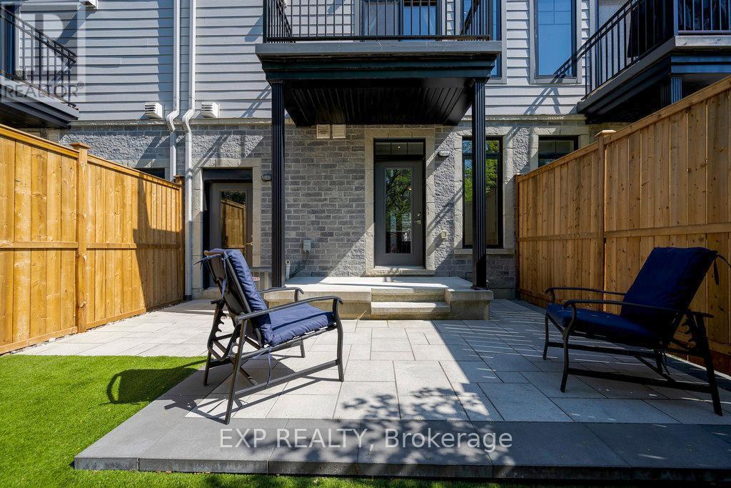 












705 REVERIE PRIVATE

,
Ottawa,




Ontario
K2S0T9

