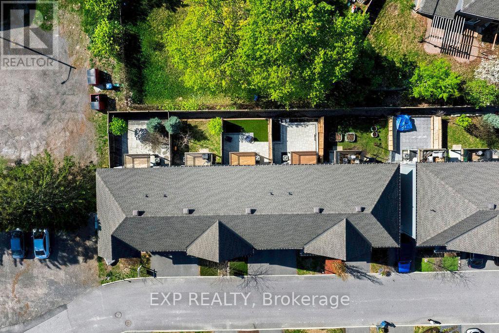 












705 REVERIE PRIVATE

,
Ottawa,




Ontario
K2S0T9

