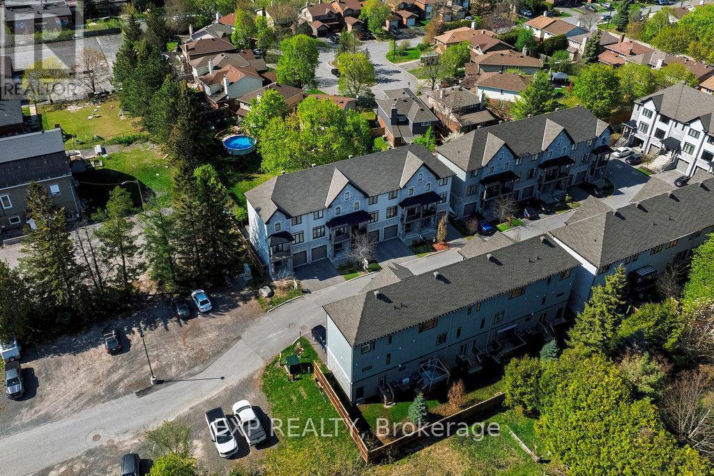 












705 REVERIE PRIVATE

,
Ottawa,




Ontario
K2S0T9

