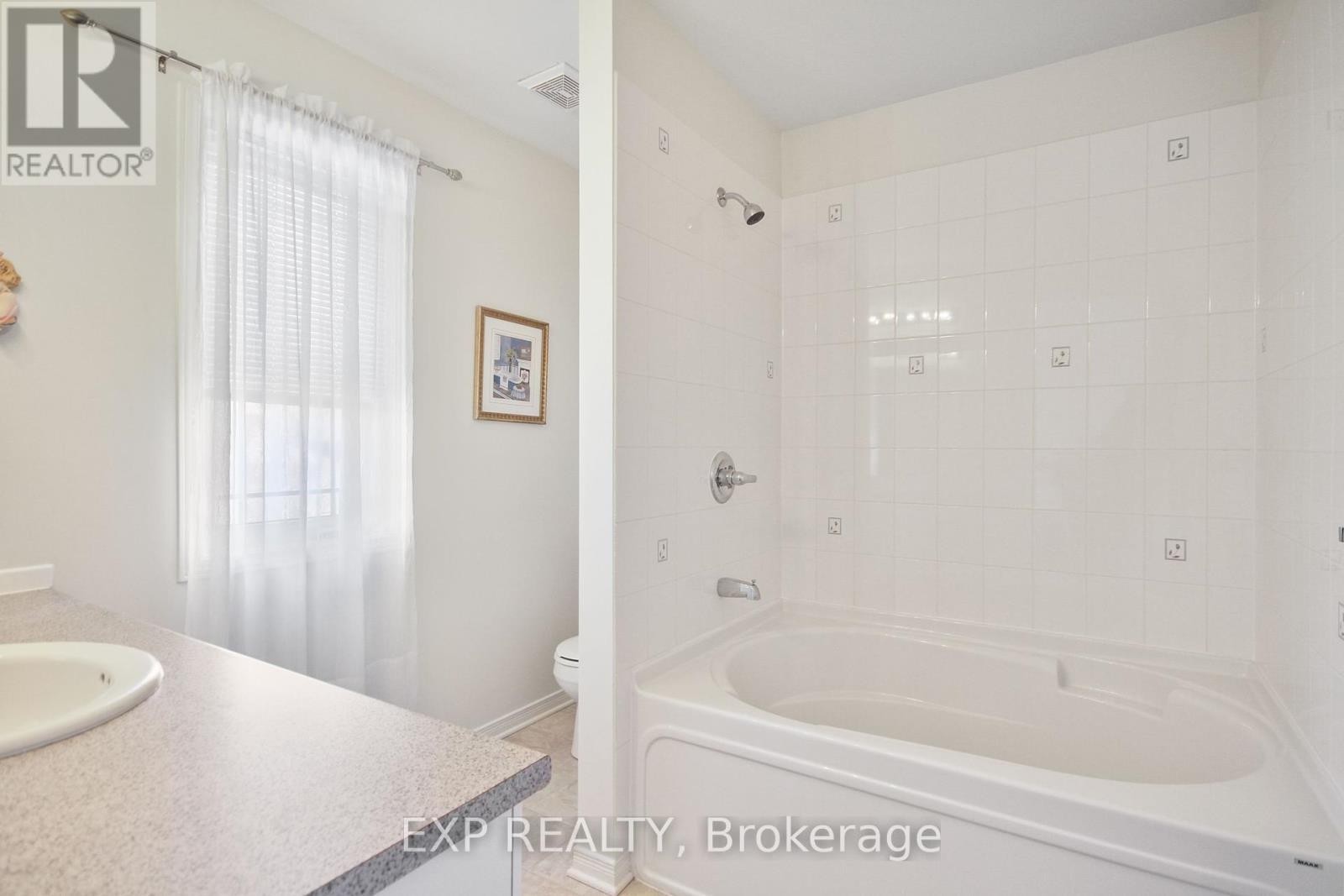 












618 BEATRICE DRIVE

,
Ottawa,




Ontario
K2J5N9

