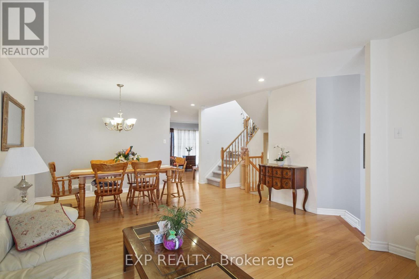 












618 BEATRICE DRIVE

,
Ottawa,




Ontario
K2J5N9

