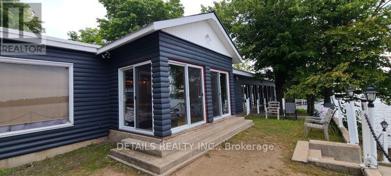 












411 PICKEREL BAY ROAD

,
Lanark Highlands,




Ontario
K0A3L0

